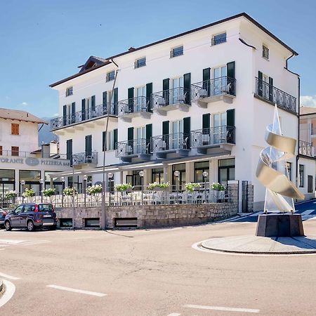 Residence Riva Del Lario Gravedona Exteriér fotografie