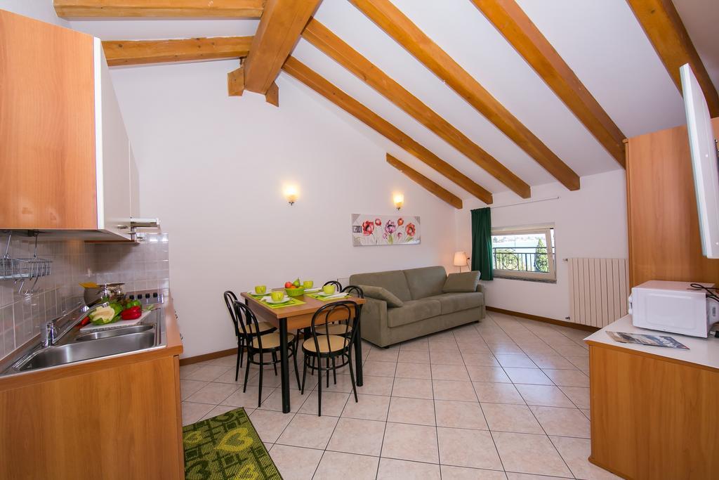 Residence Riva Del Lario Gravedona Exteriér fotografie