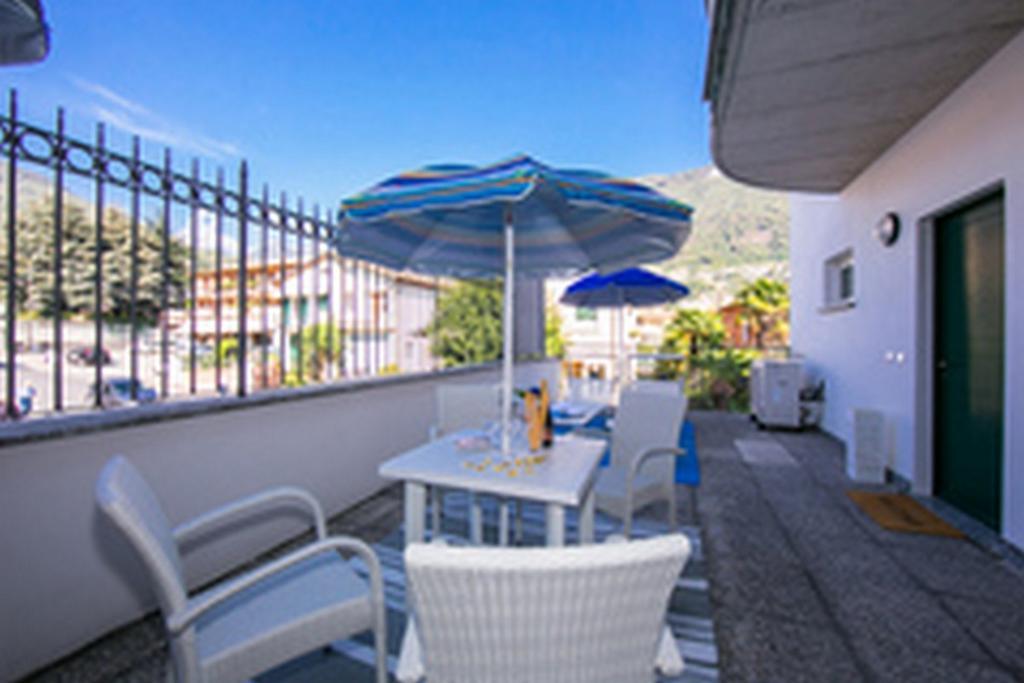 Residence Riva Del Lario Gravedona Exteriér fotografie