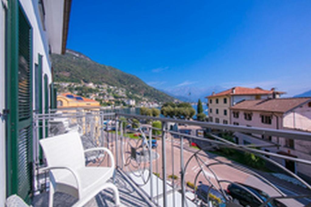 Residence Riva Del Lario Gravedona Exteriér fotografie