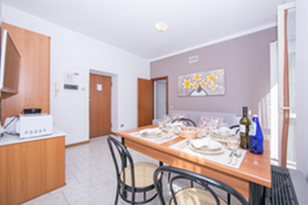 Residence Riva Del Lario Gravedona Exteriér fotografie